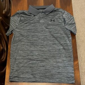BOYS UNDER ARMOR SHIRT